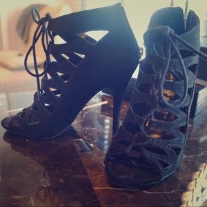 Chinese Laundry lace up heels